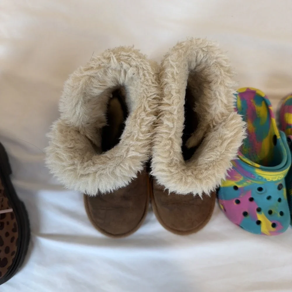 Crocs Tie Dye‎ Place Boots And Cat & Jack Boots Girls Size 9 Shoes Lot Of 3